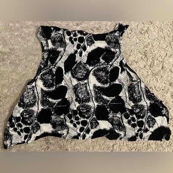RENAMED black white sleeveless crop top small S - Picture 5 of 5